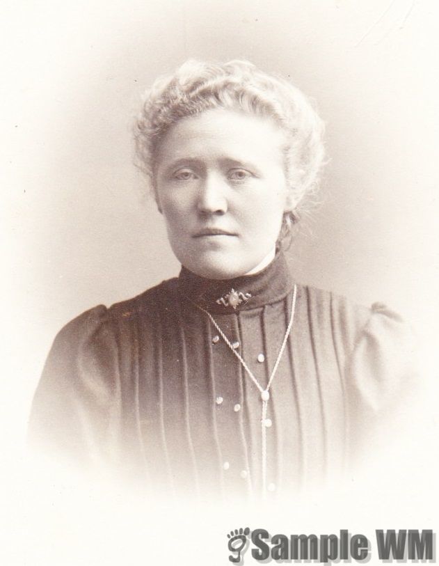 Elen Anna Landrø
