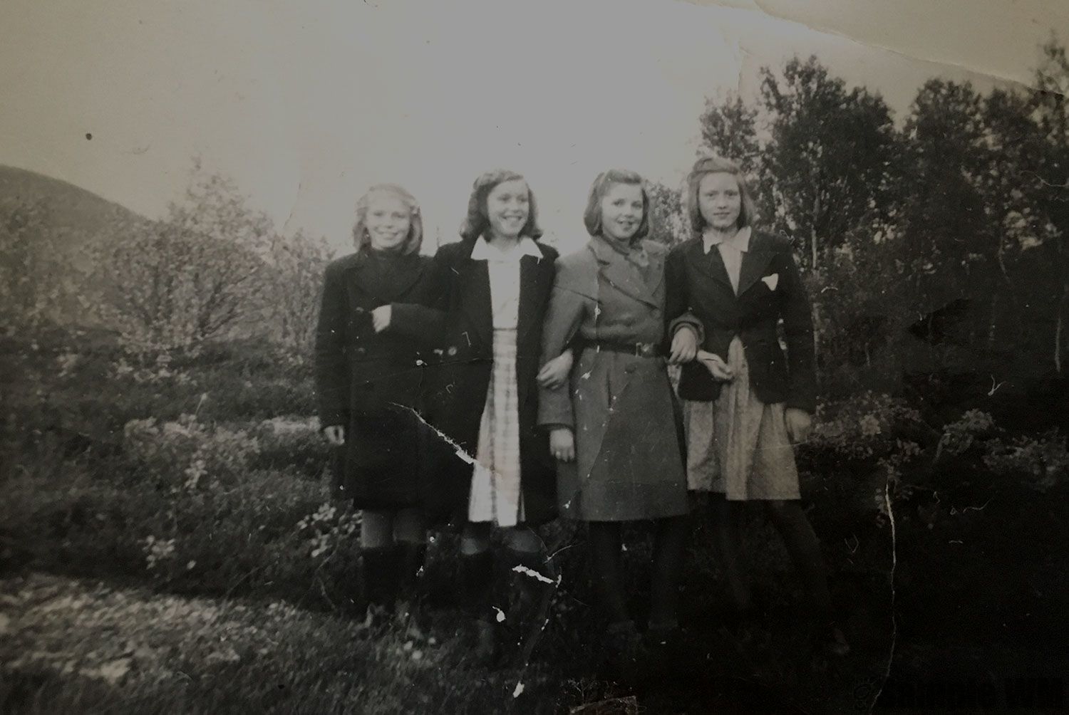 Venninner
Ragnhild og Aslaug Åsmul, Ragnhild Sterten og Johanne Sterten.
