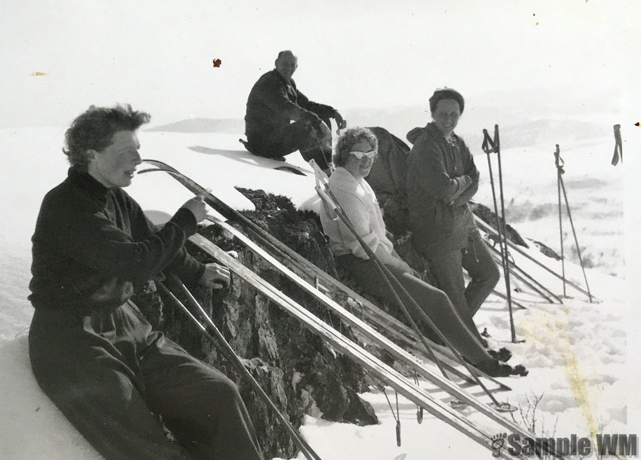 Skitur på Solemsheian
Norun Tøndel, Jenny Meland, Asbjørg og Torbjørn Knutsbuen.
