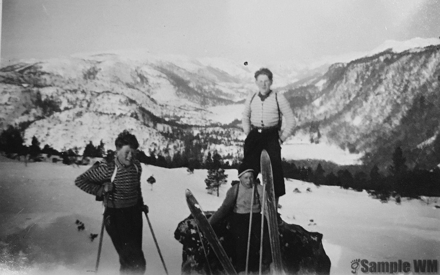 Herdalsbakken
Odd Ysland, Jon Egil Landø¸ og Einar Meland. 
