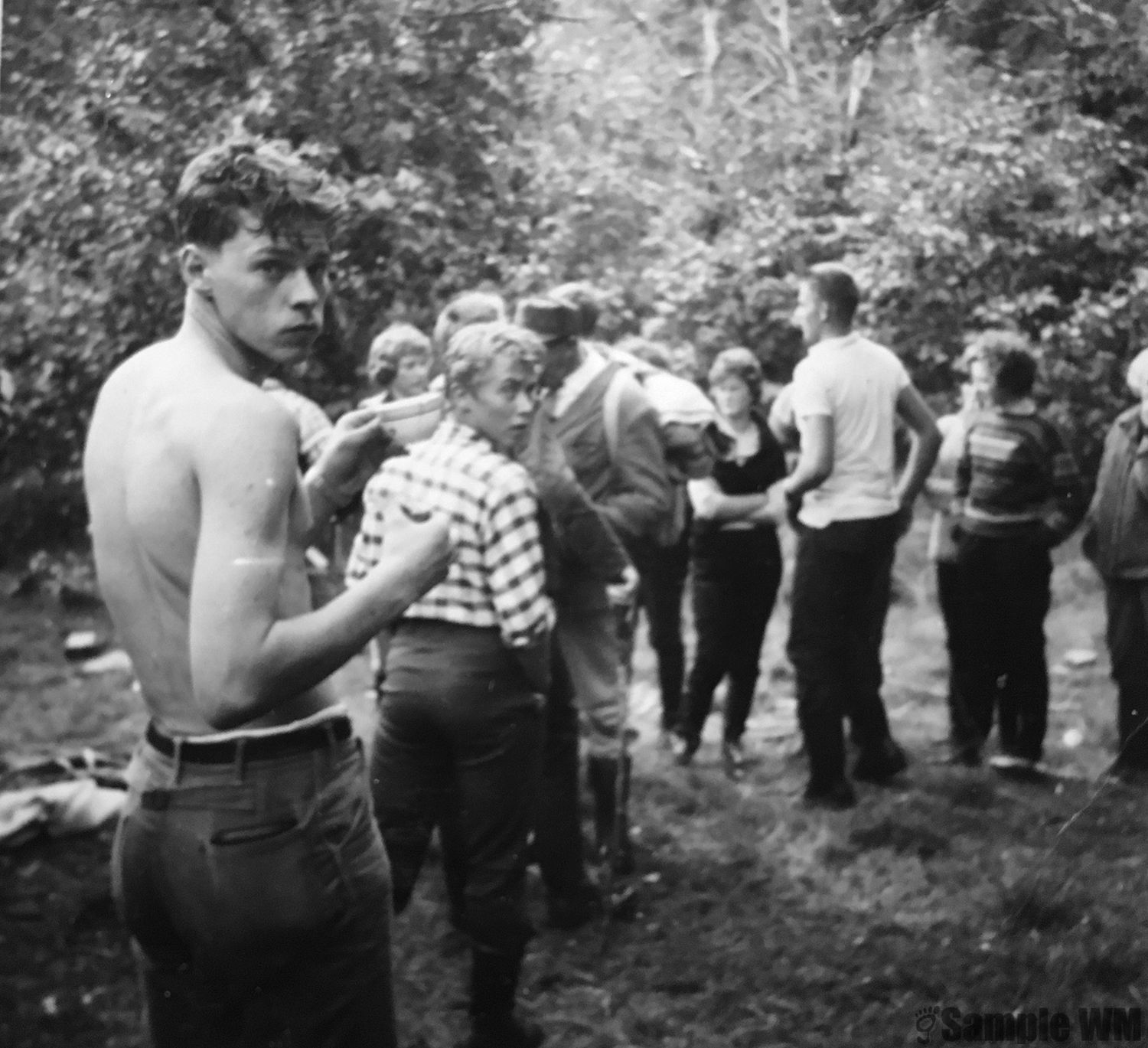 Fest i Herdalen
Vi ser bl.a. Oddvar Ysland og Jon Egil Landrø.
