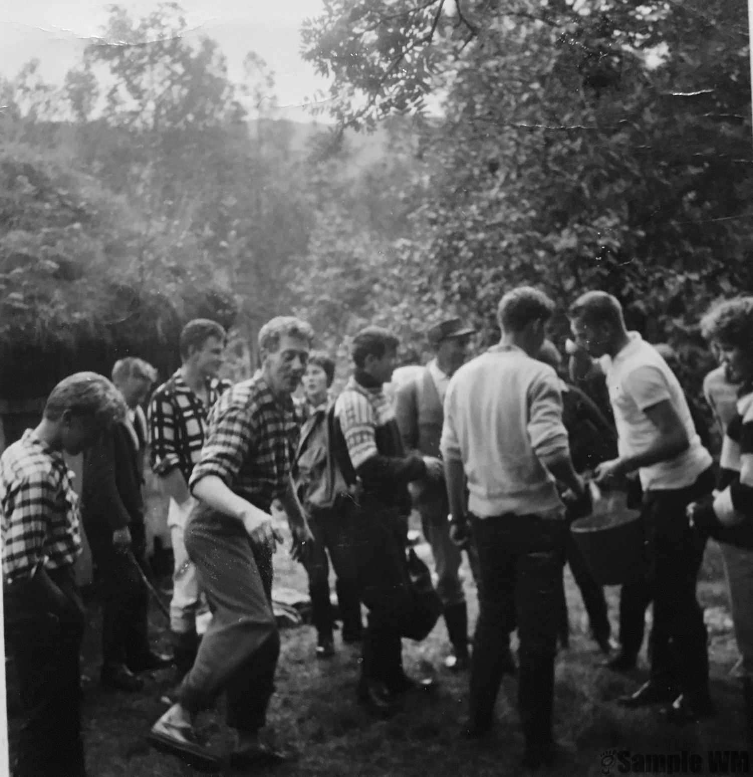 Fest i Herdalen
Midt på bildet Olaf Selnes, Grinda, Reidar Selbekk, Eva Johanne Meland
