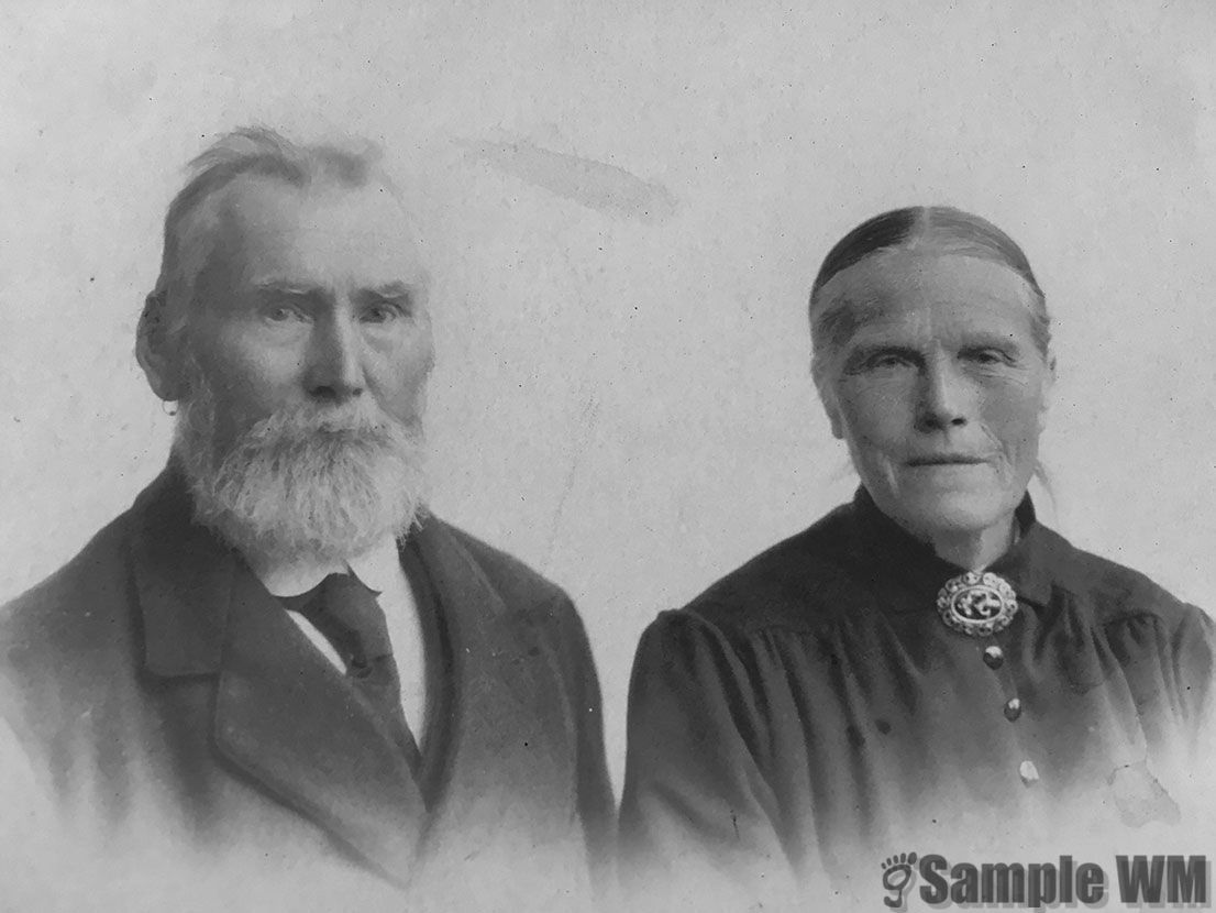 Karl Johan og Anne Pauline Sterten
Karl Johan Isaksen Sterten (1850-1942) og Anne Pauline Urbanusdatter Landrø (1857-1923).
