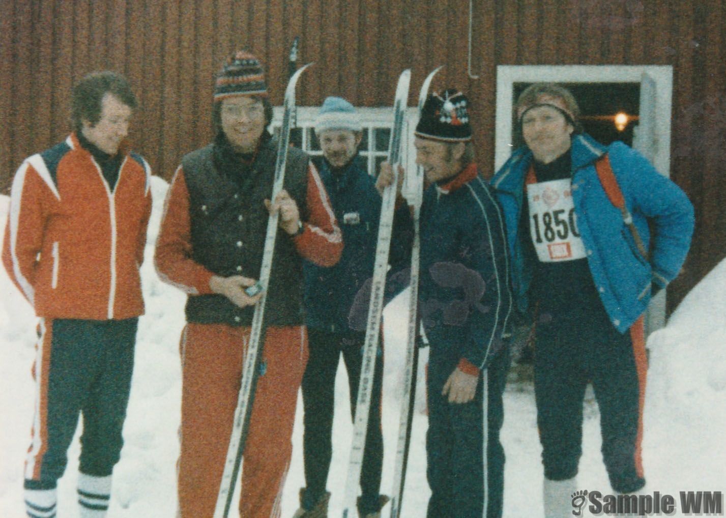 Rana. Før starten på Birkebeineren
Fra v: Magnar Tøndel, Joar Tøndel, Oddvar Selnes, Leif Edv. Landrø og Erik Størdal.
